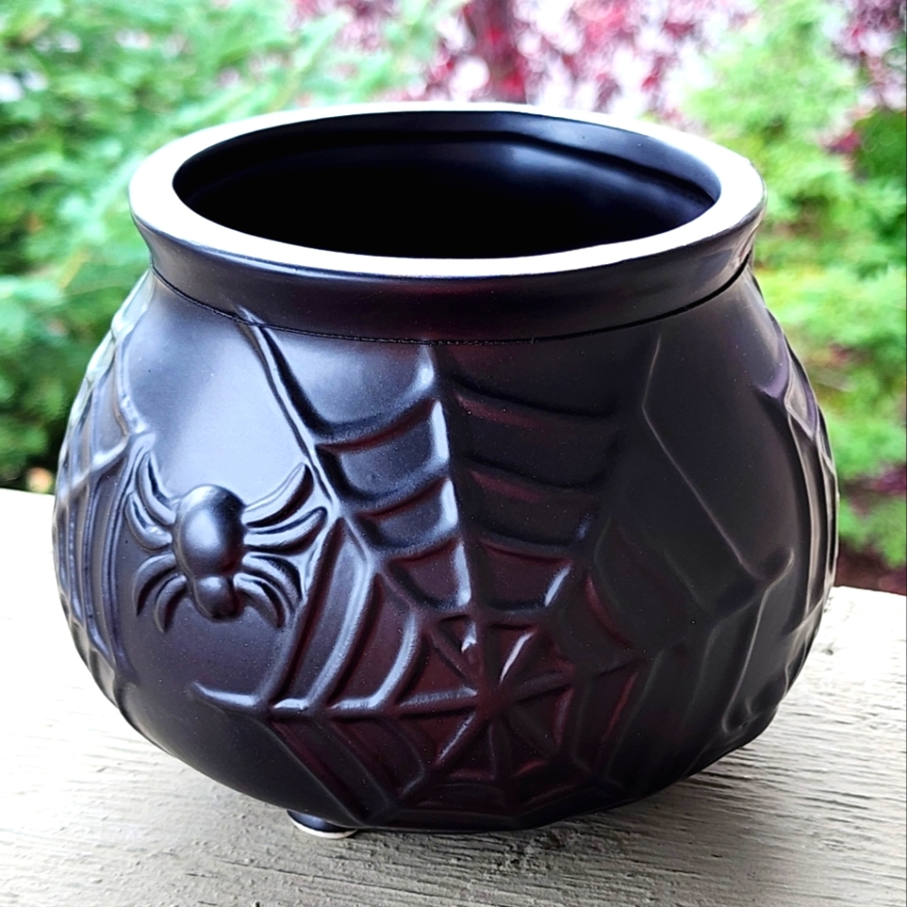 NWT Martha Stewart Cauldron with Spiders Decor Halloween Decor Witch Decor
